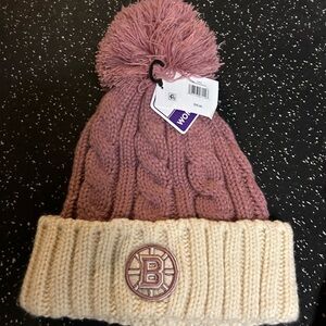 BOSTON BRUINS Women’s Purple and Cream Knit Pom-Pom Beanie